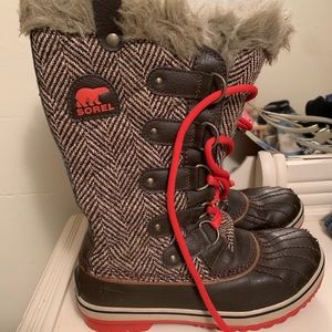 Sorel winter boots